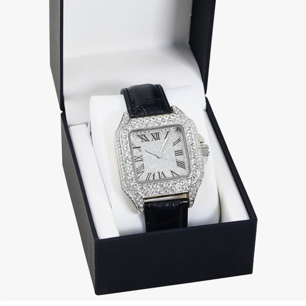 Bust Down Iced Out Hip Hop Watch Black Silicone Strap VVS Diamond Shine Bling